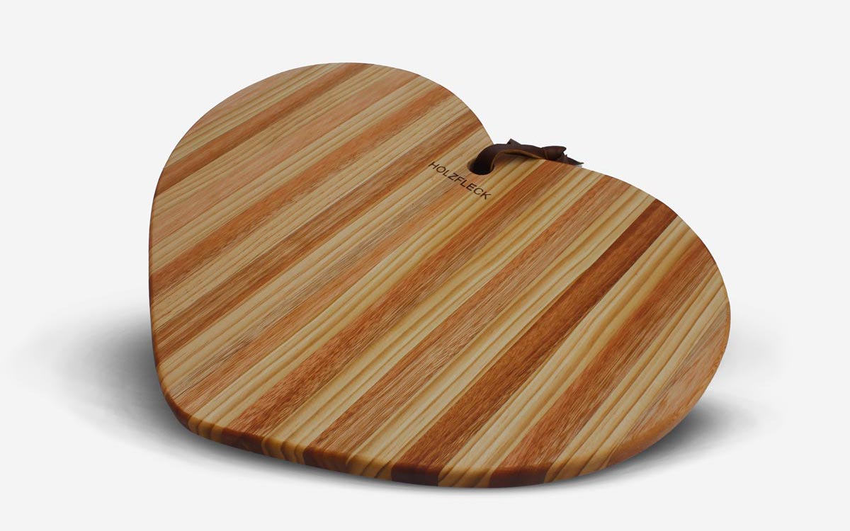 Big-heart-wooden-board